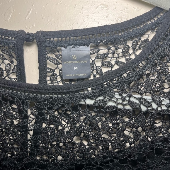 Worthington Black Top - Picture 2 of 3